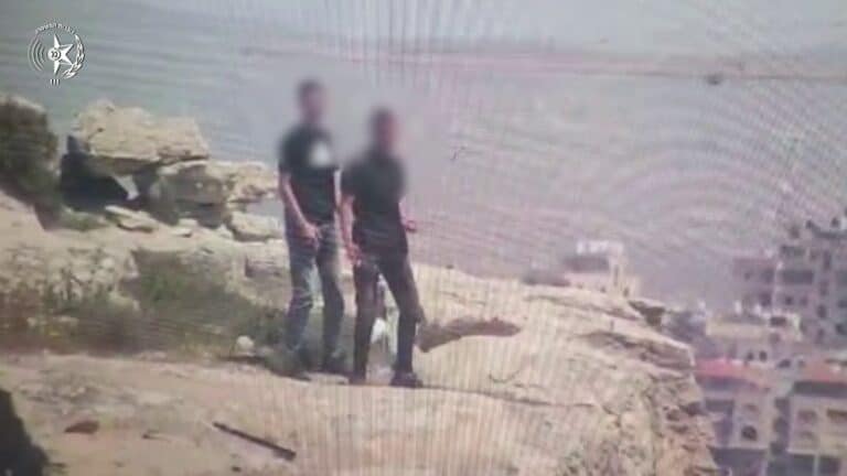 צילום מתוך תיעוד מעצר חשודים ביידוי אבנים בצפון ירושלים