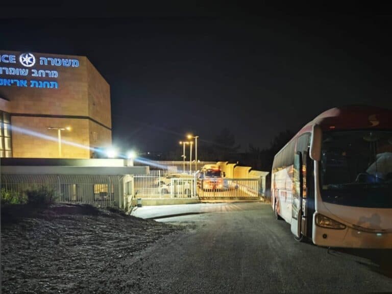 Bus seized in East Jerusalem’s Beit Hanina under new military order ar