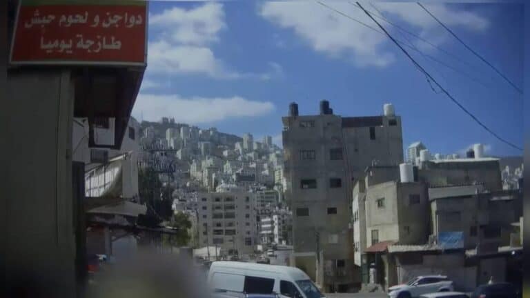 اعتقال مطلوب في محور القدس-نابلس