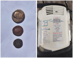 מטבעות עתיקים ומכשיר מחולל חמצן שנתפסו על ידי משטרת ירושלים