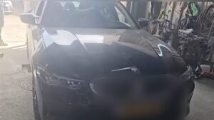 רכב הנהג שנעצר בירושלים לאחר שתועד נוהג במהירות 222 קמ״ש ונגרר על ידי המשטרה