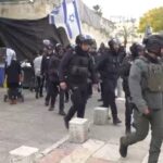 כוחות משטרה ולוחמי מג"ב פועלים בעיר העתיקה בירושלים במהלך מבצע שאגת הארי