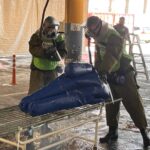 Exercice toxicologique au centre médical Shaare Zedek à Jérusalem: équipes protégées effectuent une décontamination après exposition à des substances dangereuses