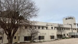 מבנה בית הספר לשוטרים ההיסטורי בשכונת מעלות דפנה בירושלים, סמוך לגבעת התחמושת