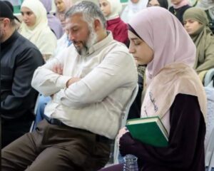 בושרא עליאן לצד אביה אחמד עליאן