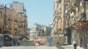 עבודות חפירה ותשתית במרכז העיר ירושלים ערב פתיחת שנת הלימודים