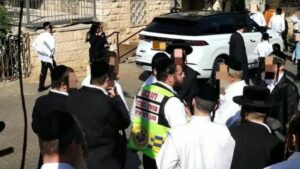תאונת דרכים עצמית בירושלים בקיץ, על רקע עומסי התנועה, עבודות התשתית והמכשולים בכבישי העיר