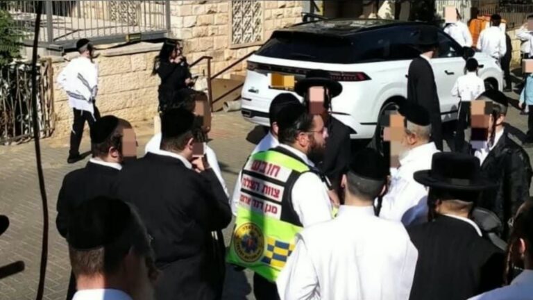תאונת דרכים עצמית בירושלים בקיץ, על רקע עומסי התנועה, עבודות התשתית והמכשולים בכבישי העיר