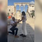 הצעת נישואין בהר הבית בירושלים מול מדרגות כיפת הסלע