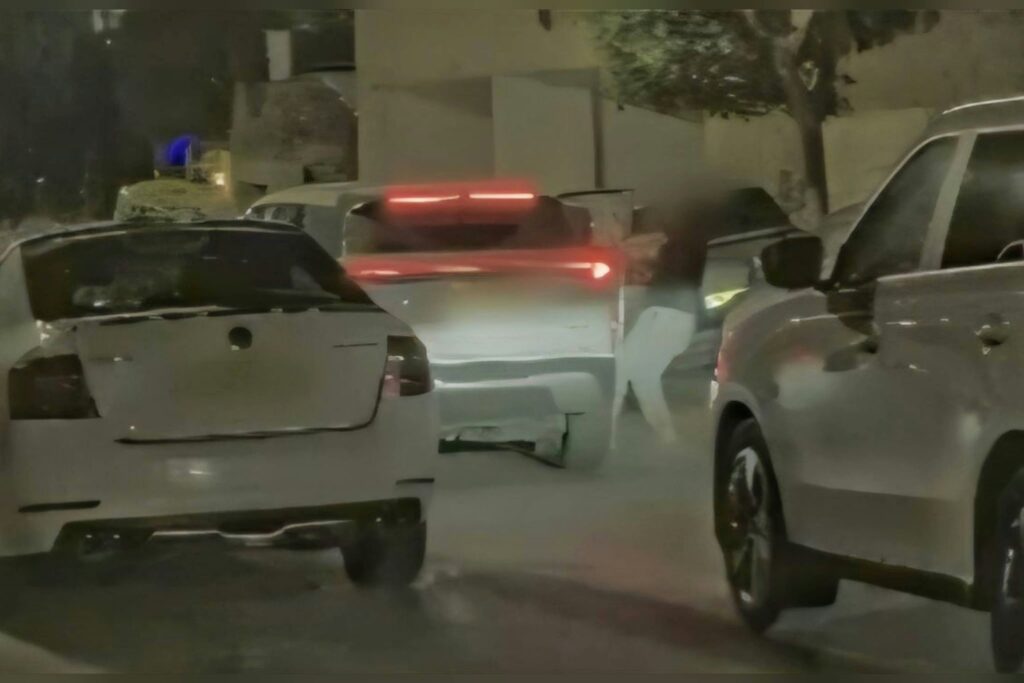 כלי רכב בזירת שוד היהלומן בבית שמש, סמוך לירושלים